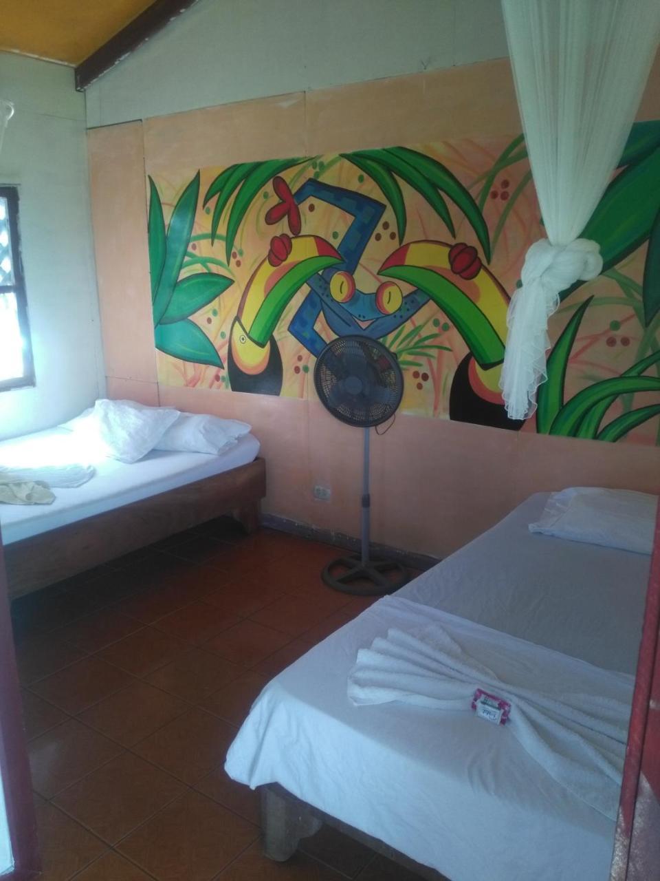 Cabinas Miss Miriam 1 Tortuguero Exterior foto